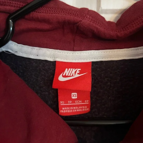 Nike Burgundy Sportswear Jacket - Picture 5 of 7
